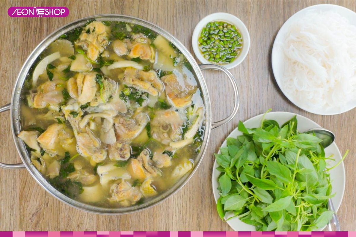 Lẩu gà nước dừa