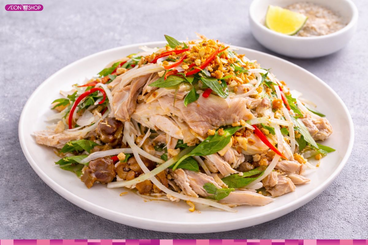 Hướng dẫn cách làm gỏi gà xé phay trộn hành tây ngon đơn giản